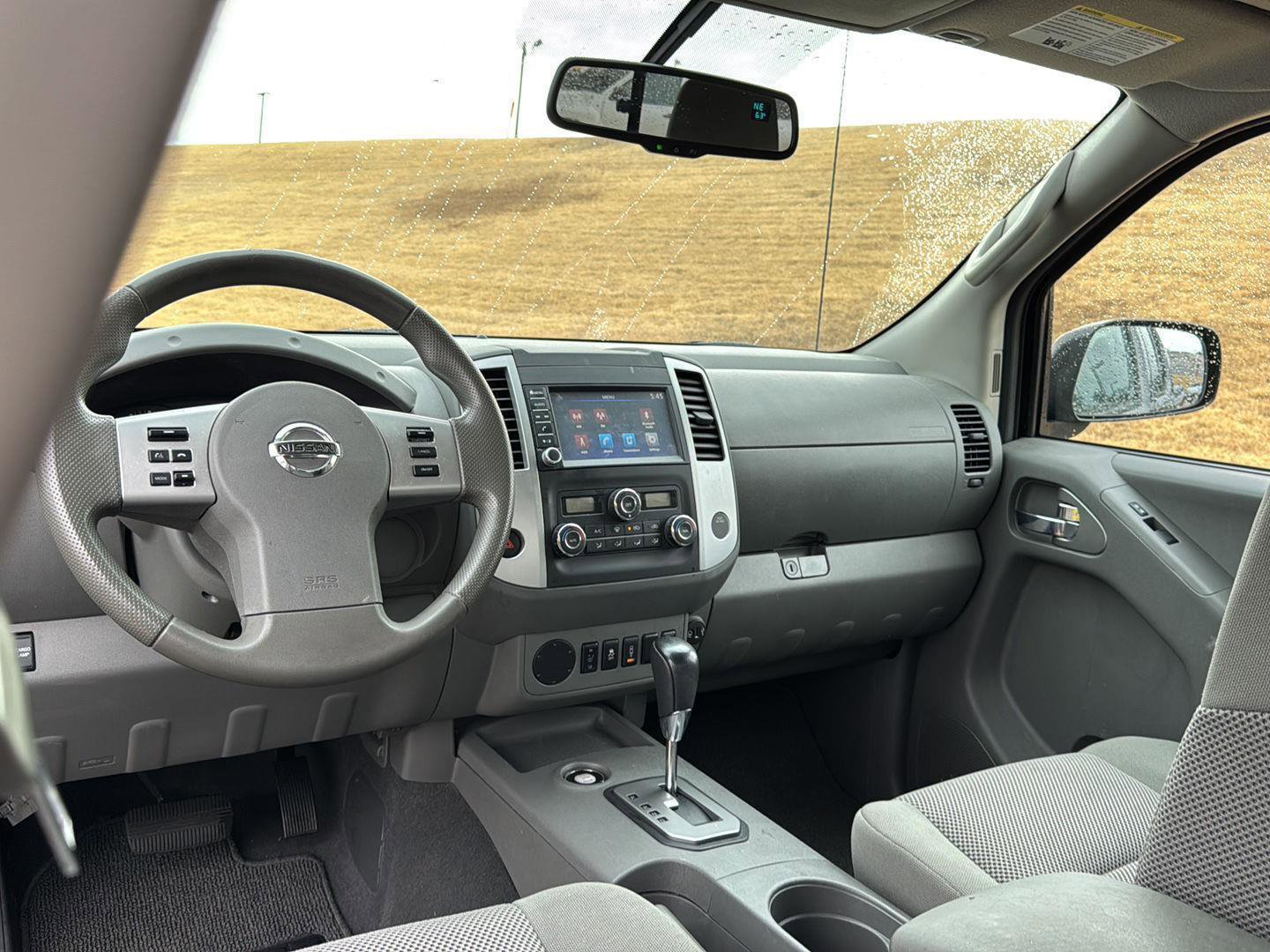 Used 2020 Nissan Frontier SV image 16