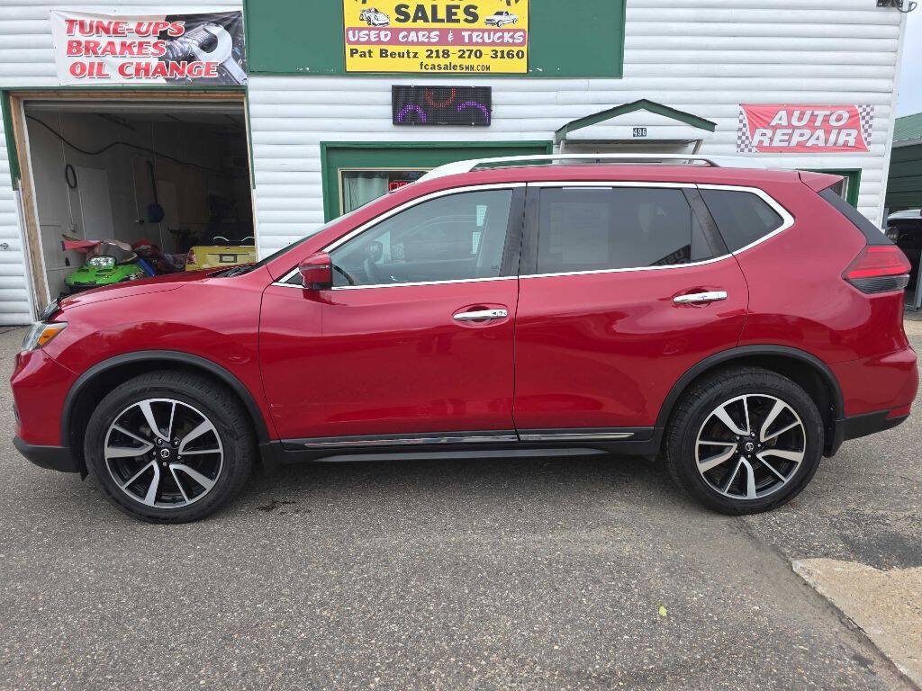Used 2017 Nissan Rogue Platinum AWD/4WD image 1