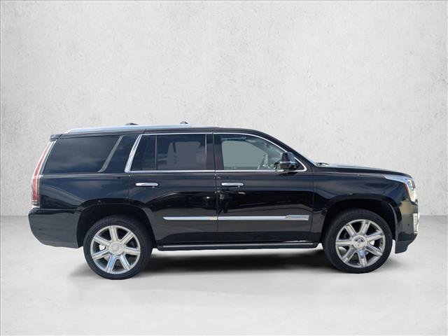 Used 2018 Cadillac Escalade Premium Luxury AWD/4WD image 4