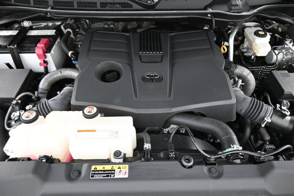 Used 2022 Toyota Tundra Limited AWD/4WD image 23