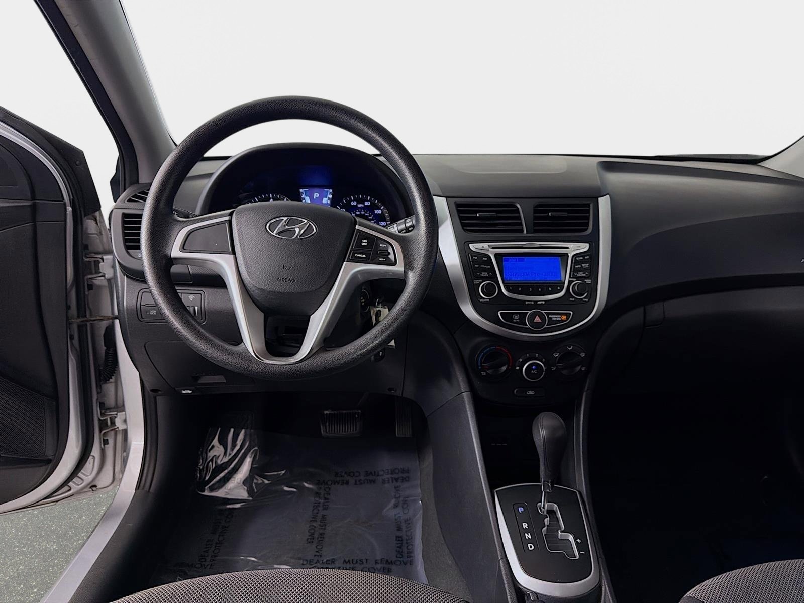 Used 2012 Hyundai Accent GS image 21