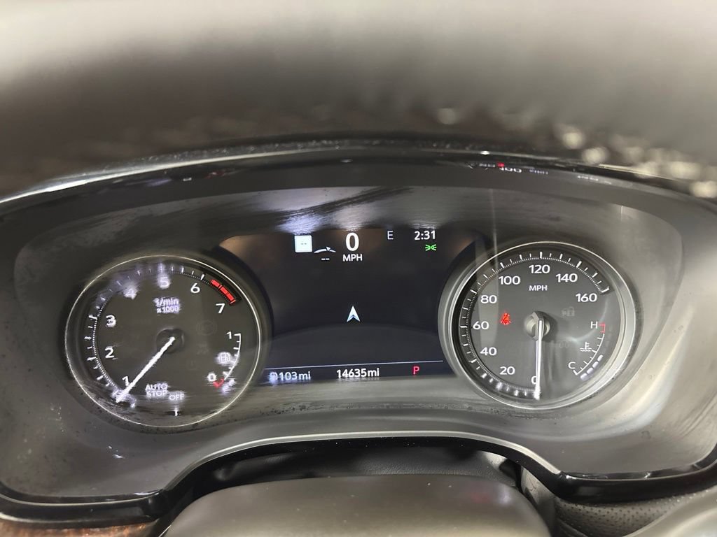 Used 2025 Cadillac XT5 Premium Luxury w/ Technology Package FWD image 27