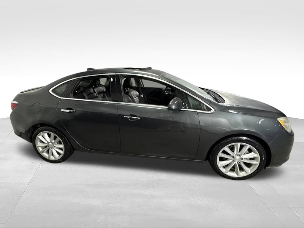 Used 2017 Buick Verano Leather w/ Experience Buick Package FWD image 11