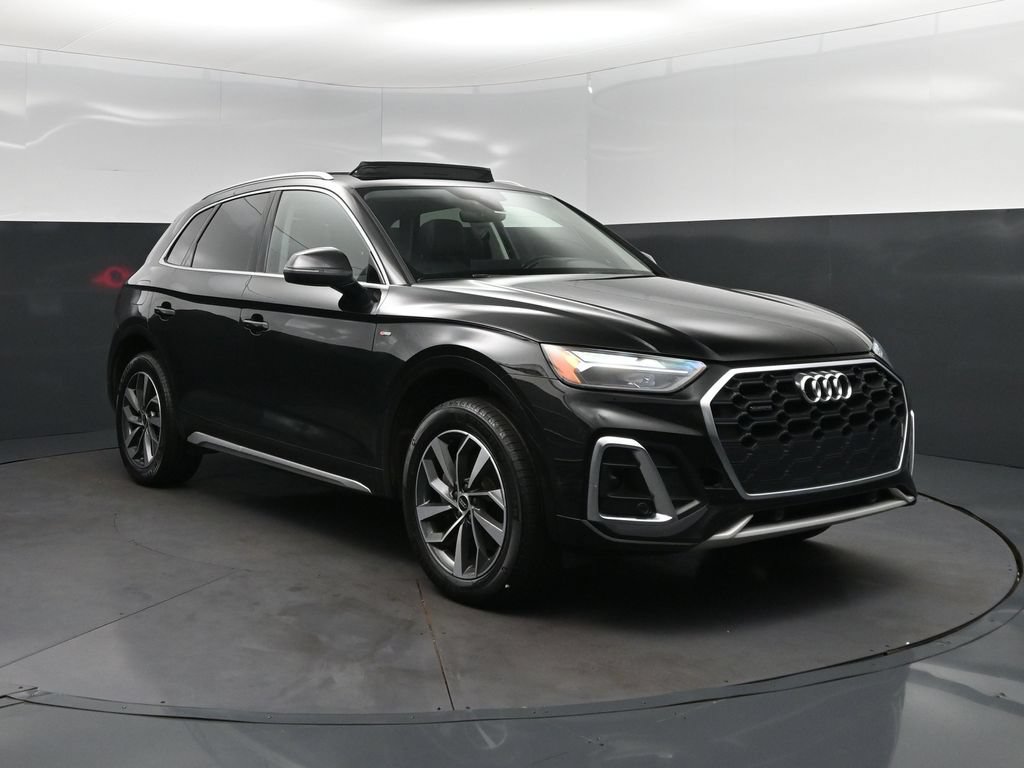 Used 2023 Audi Q5 2.0T Premium w/ Convenience Package AWD/4WD image 9