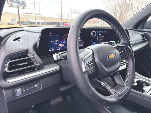 Certified 2025 Chevrolet Traverse LT w/ Driver Confidence Package image 10