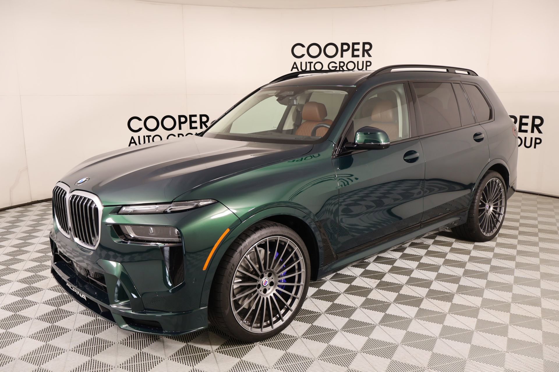 Used 2025 BMW ALPINA XB7 image 11