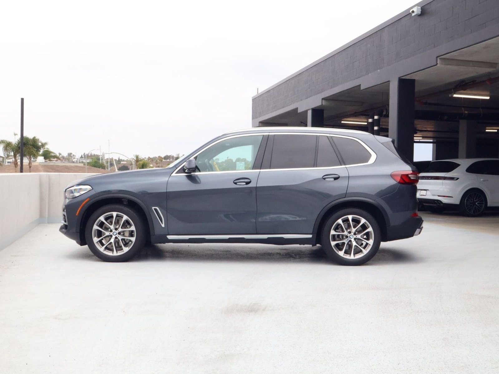 Used 2020 BMW X5 sDrive40i w/ Convenience Package RWD image 2