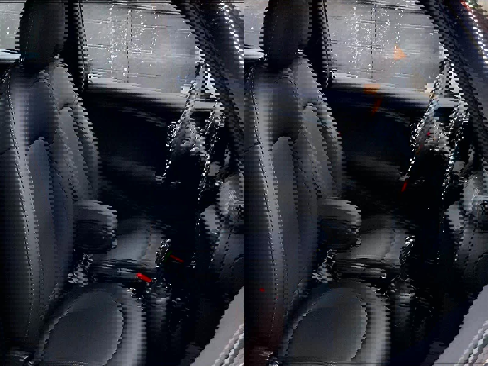 Used 2020 MINI Cooper 2-Door Hardtop image 9