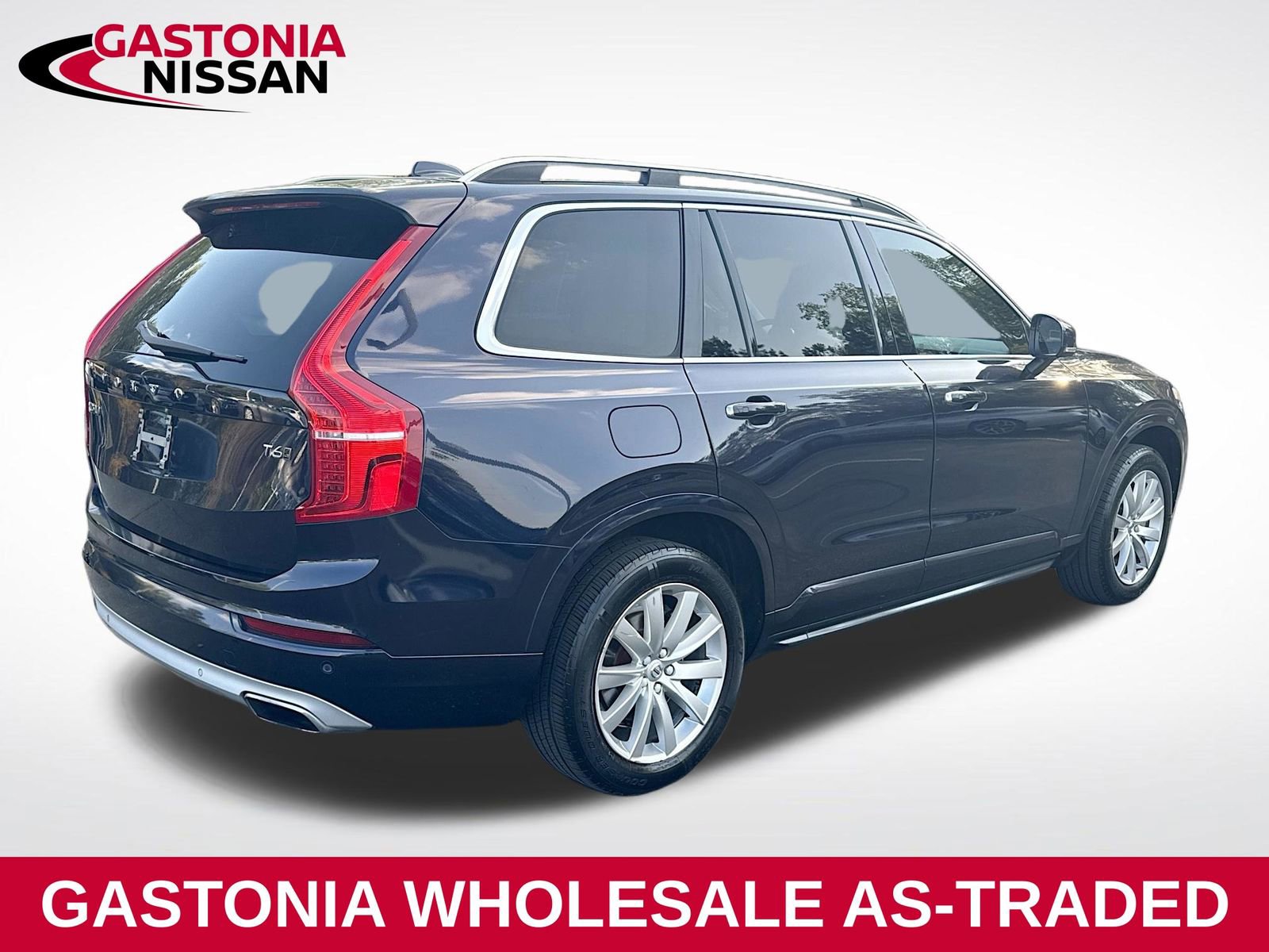 Used 2016 Volvo XC90 T6 Momentum w/ Momentum Plus Package image 7