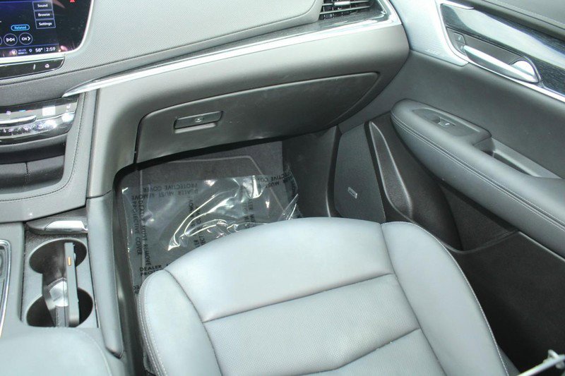 Used 2023 Cadillac XT5 Premium Luxury image 16