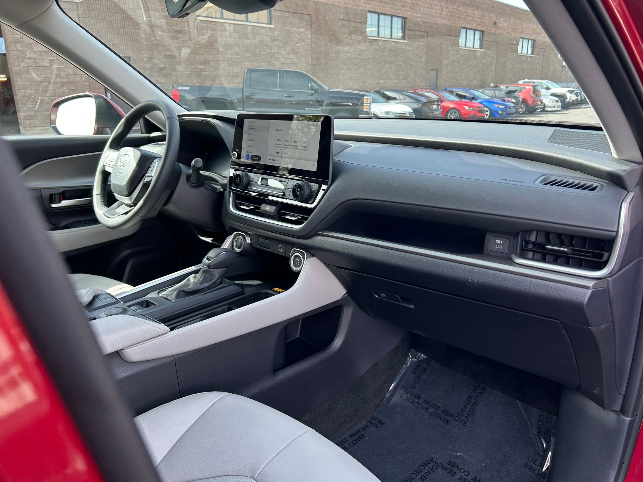 Certified 2025 Toyota Grand Highlander AWD image 33