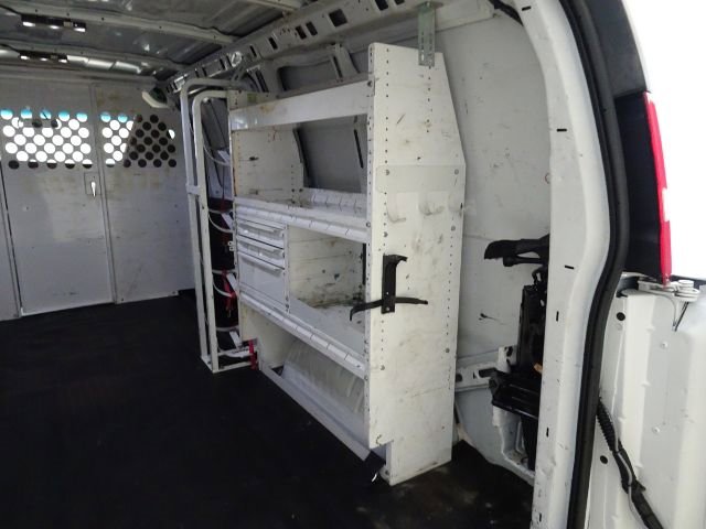 Used 2020 Chevrolet Express 2500 w/ Communications Package image 16
