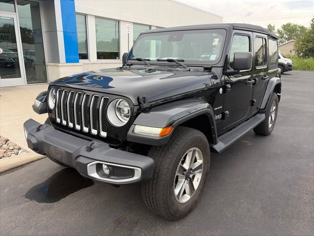 Used 2022 Jeep Wrangler Unlimited Sahara w/ LED Lighting Group AWD/4WD image 3
