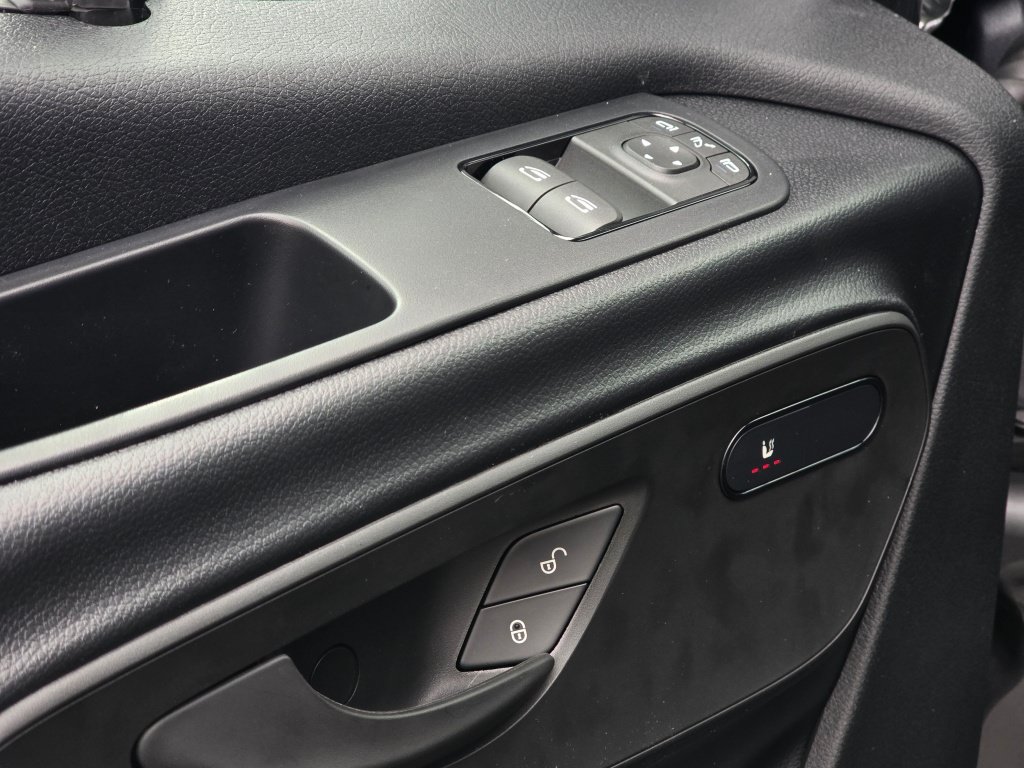 New 2025 Mercedes-Benz Sprinter 2500 image 23