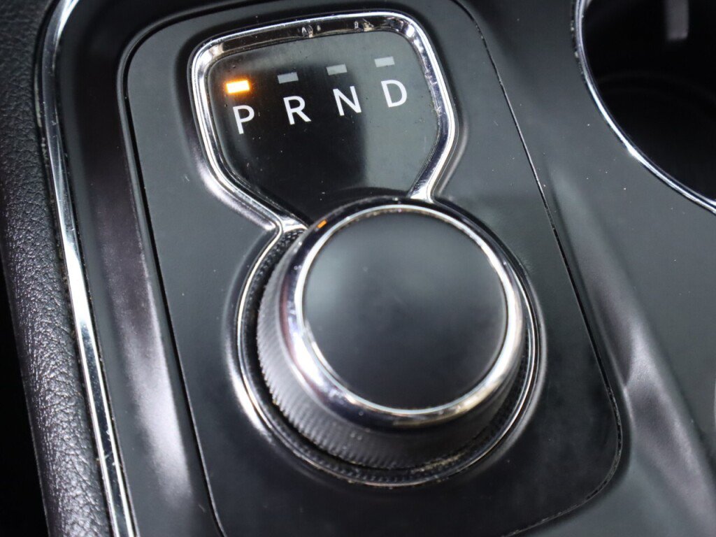 Used 2015 Dodge Durango Citadel w/ Technology Group RWD image 25