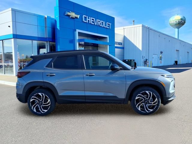 New 2026 Chevrolet TrailBlazer RS w/ Convenience Package AWD/4WD image 2