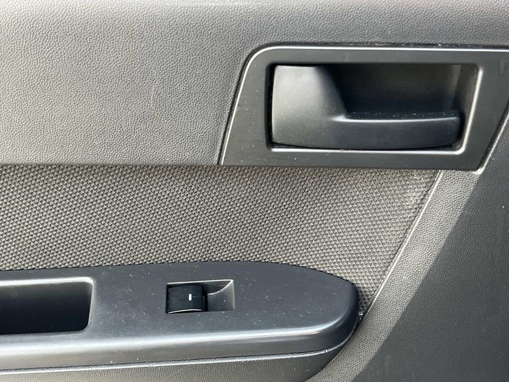 Used 2009 Ford Escape XLT FWD image 25