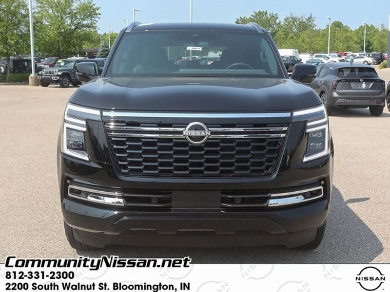 New 2025 Nissan Armada SL w/ Captain's Chari Seat Package image 8