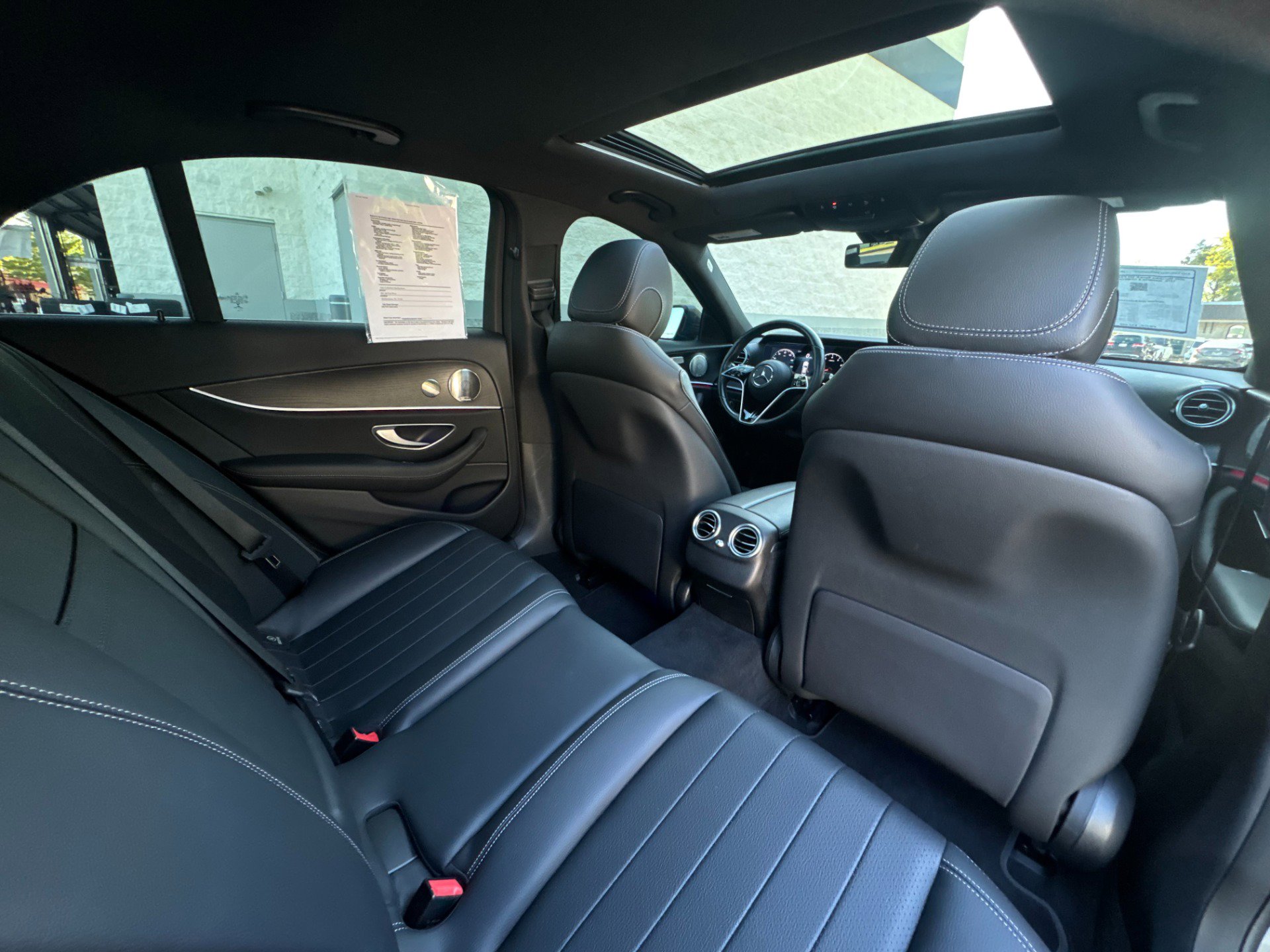 Used 2022 Mercedes-Benz E 350 Sedan image 39