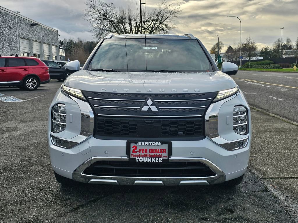 New 2025 Mitsubishi Outlander SEL image 2