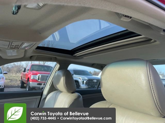 Used 2011 Toyota Camry XLE w/ SE/XLE Extra-Value Pkg image 25