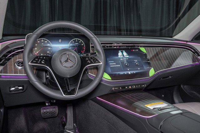 New 2026 Mercedes-Benz E 350 Sedan image 18