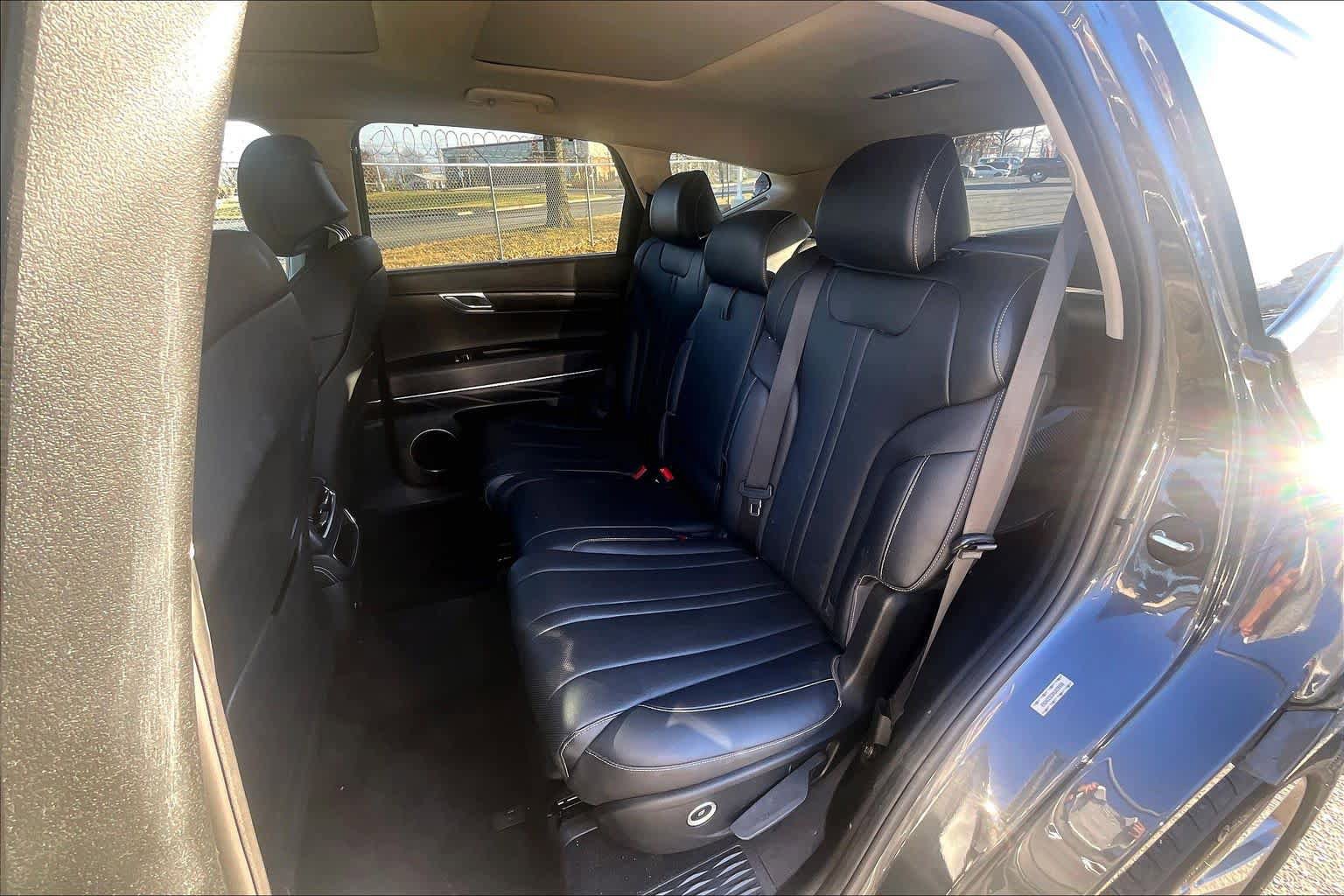 Used 2021 Genesis GV80 3.5T AWD/4WD image 19