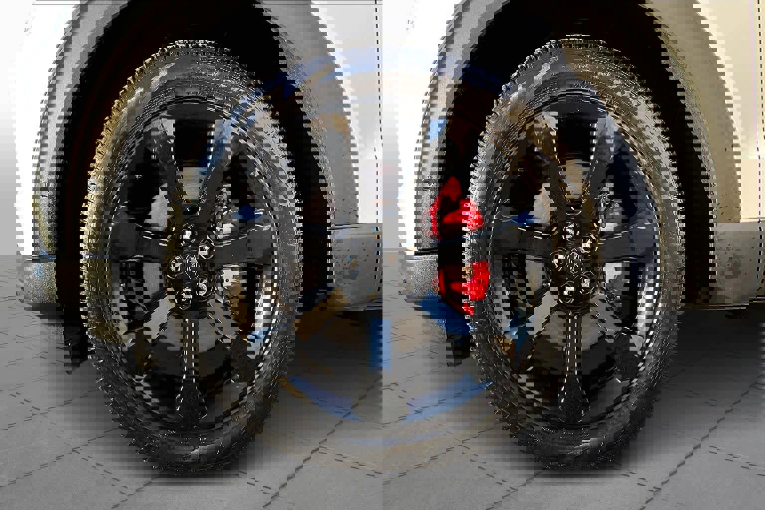 Used 2022 Ford Explorer ST w/ Equipment Group 401A image 10