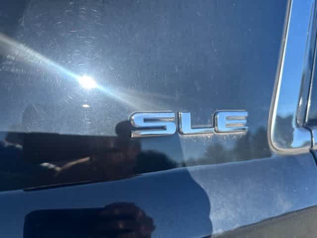 Used 2015 GMC Yukon SLE w/ Convenience Package AWD/4WD image 8
