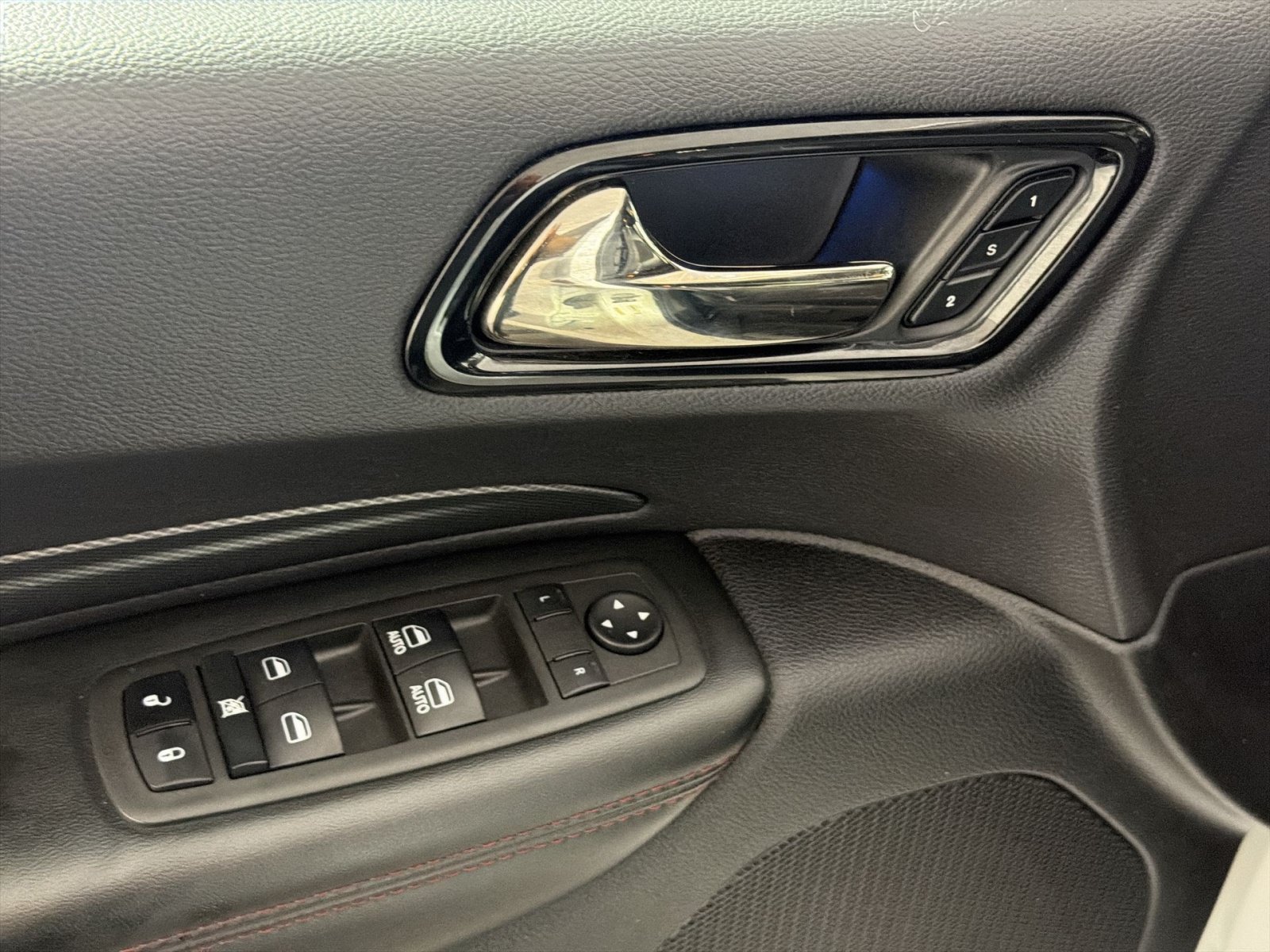Used 2022 Dodge Durango R/T w/ Blacktop Package AWD/4WD image 15
