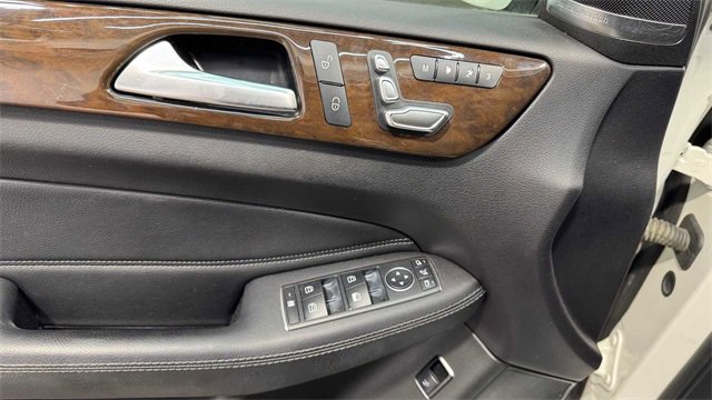 Used 2016 Mercedes-Benz GLE 350 w/ Premium Package image 18