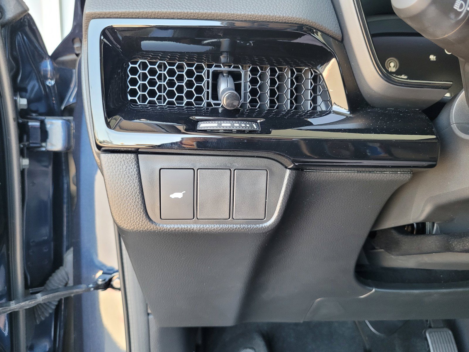 Used 2026 Honda CR-V EX-L image 25