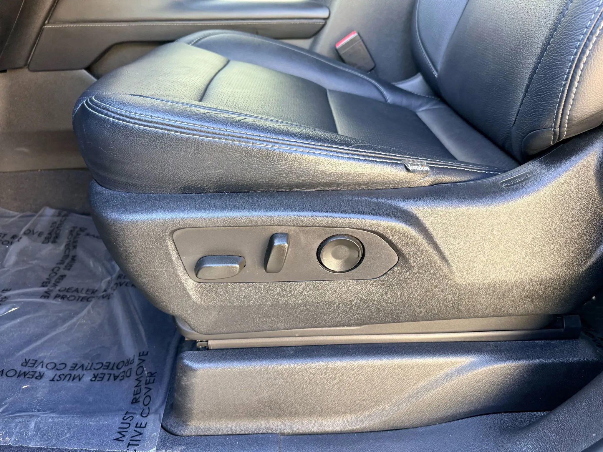 Used 2021 Chevrolet Suburban LS image 10