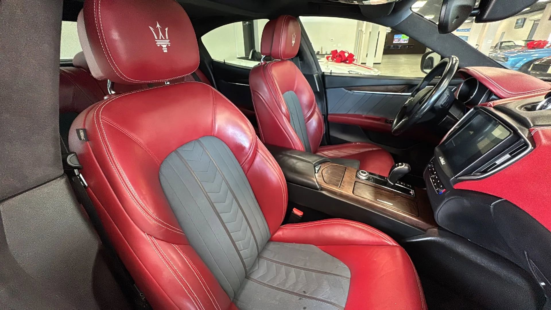 Used 2017 Maserati Ghibli w/ Luxury Package RWD image 11