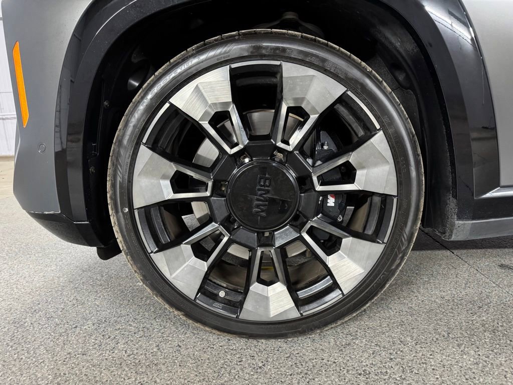Used 2023 BMW XM AWD/4WD image 19