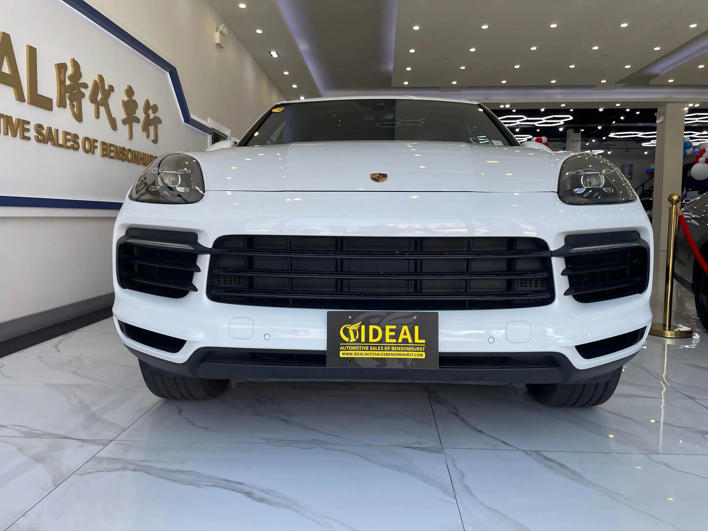 Used 2019 Porsche Cayenne AWD/4WD image 3