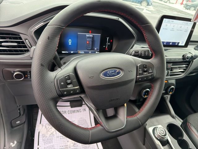 Used 2025 Ford Escape ST-Line image 13