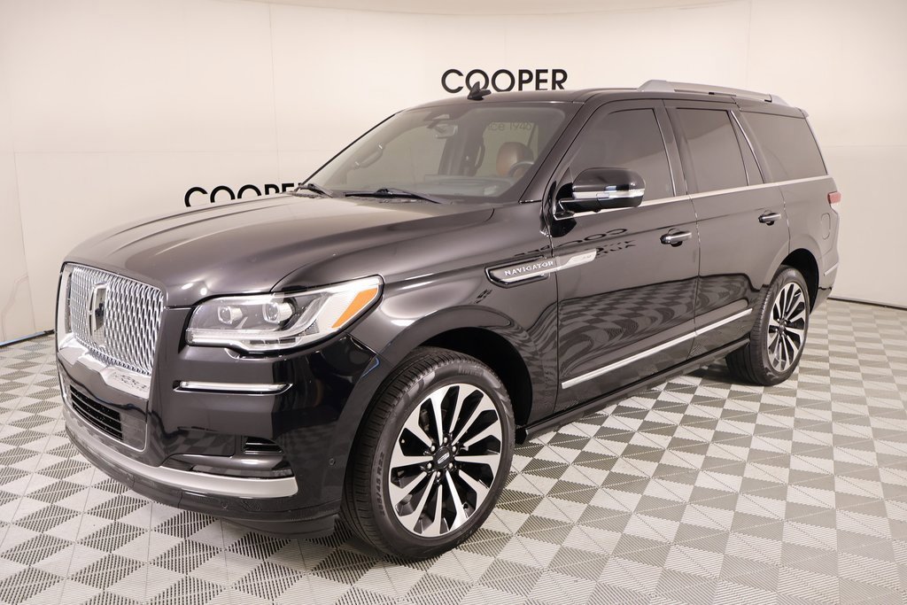 Certified 2023 Lincoln Navigator Reserve image 11
