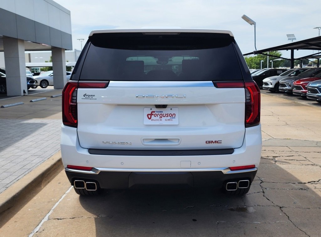 New 2026 GMC Yukon Denali w/ Denali Reserve Package image 4
