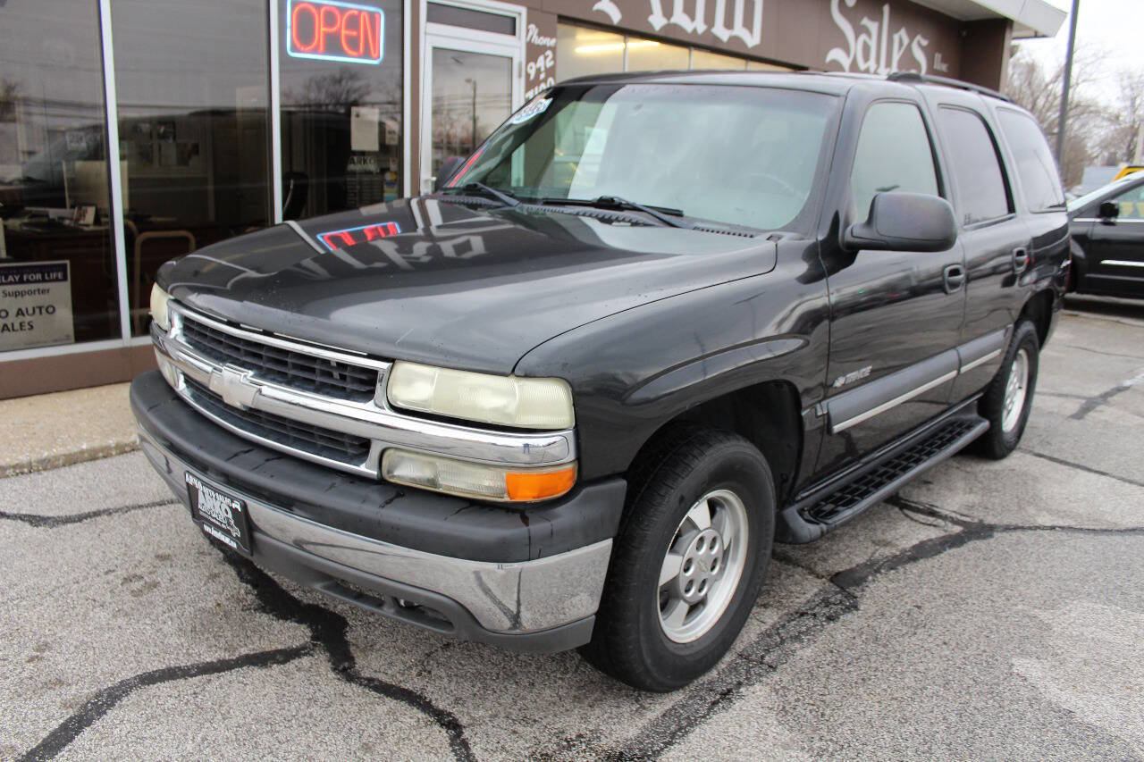 Used 2003 Chevrolet Tahoe LS image 2