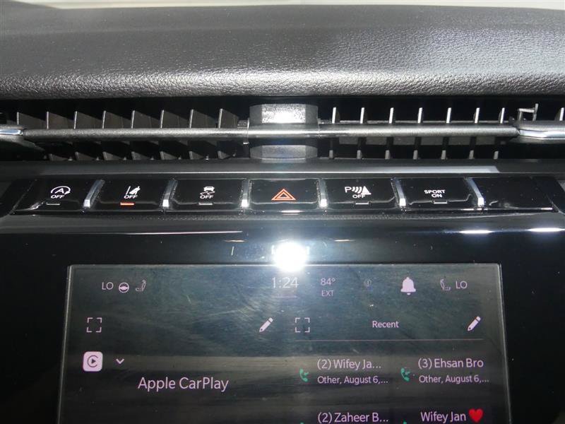 Used 2023 Jeep Grand Cherokee Laredo w/ Luxury Tech Group I AWD/4WD image 38