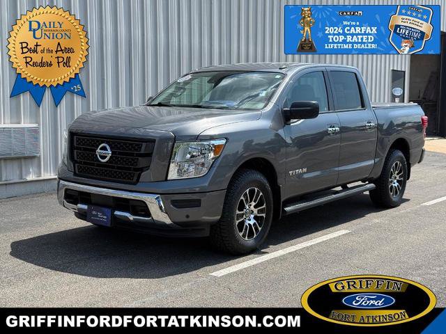 Used 2021 Nissan Titan SV w/ SV Convenience Package