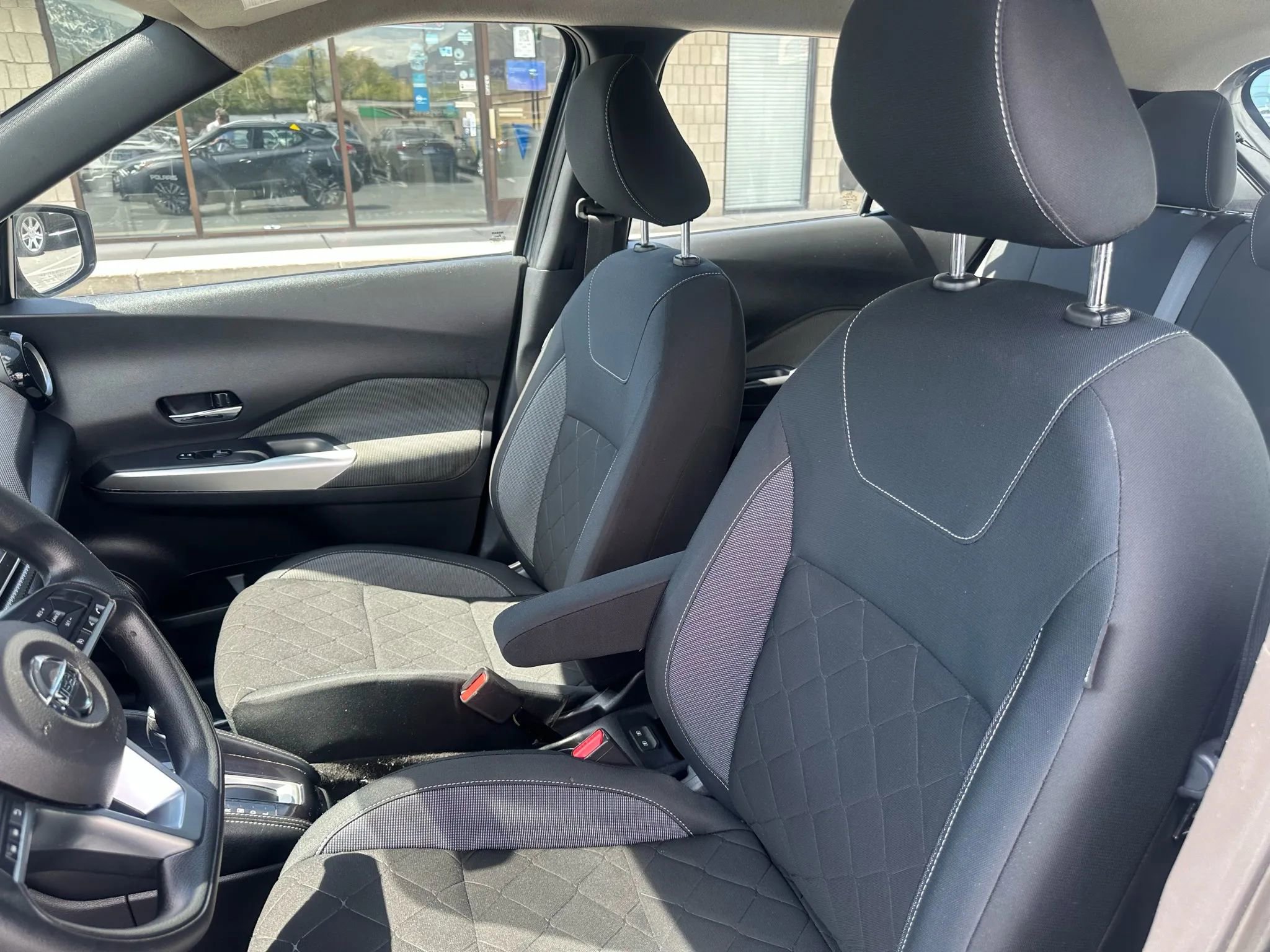 Used 2020 Nissan Kicks SV image 17