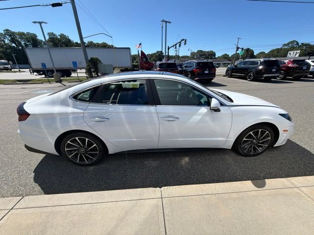 Certified 2023 Hyundai Sonata Limited w/ Preferred Accessory Package FWD image 6