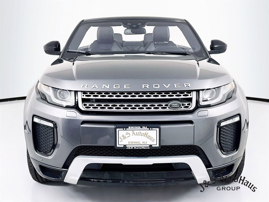 Used 2018 Land Rover Range Rover Evoque SE Dynamic image 2