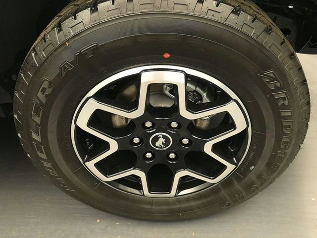 New 2026 Ford Bronco Outer Banks AWD/4WD image 9
