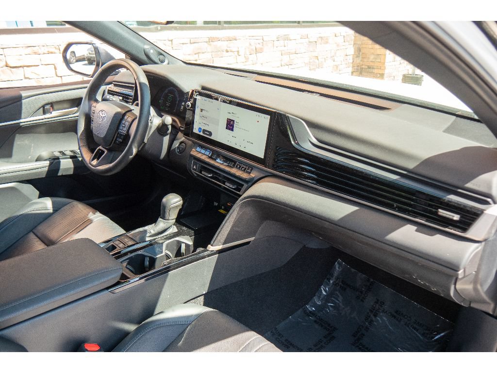 Used 2025 Toyota Camry XSE w/ Premium Plus Package AWD/4WD image 15