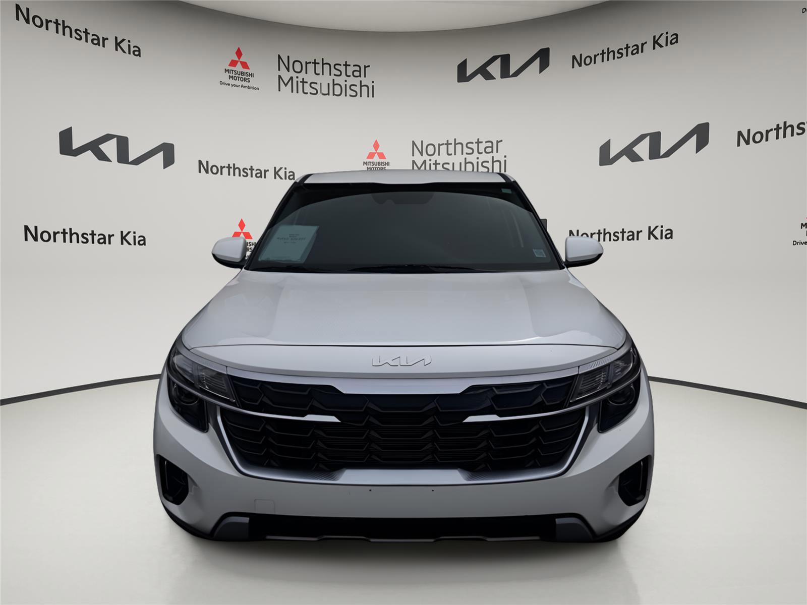 Used 2024 Kia Seltos LX image 6
