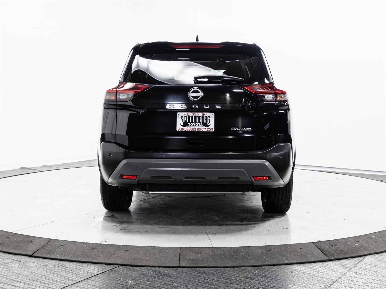 Used 2023 Nissan Rogue SV image 8