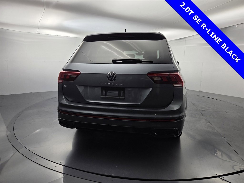Used 2022 Volkswagen Tiguan SE R-Line image 10
